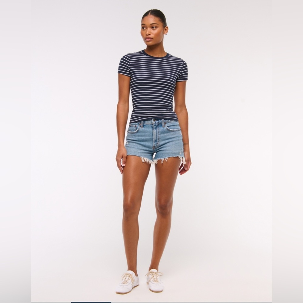 Abercrombie The Mom Short / Curve Love / Size 30/10